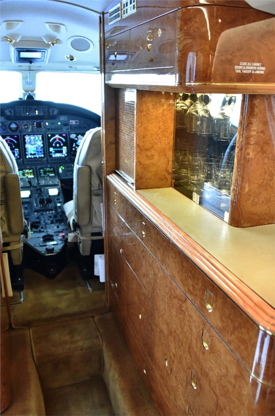 Citation X Galley Cockpit